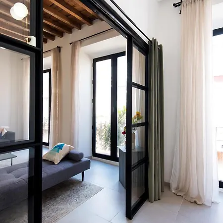 Tour Apartment- Elegance & Confort In The Historic Center
