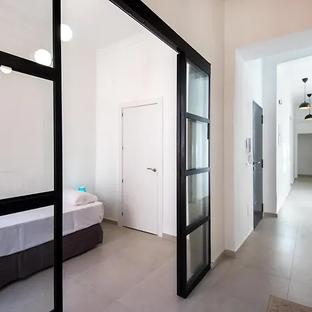 Tour Apartment- Elegance & Confort In The Historic Center Appartement Málaga
